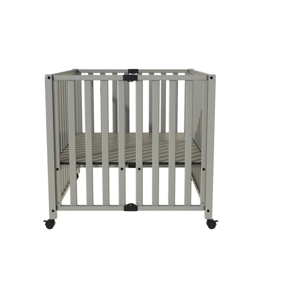 Bebies First Baby Box Met Wieltjes Sarah Met Matras