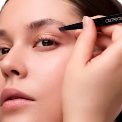 Catrice Magic Perfectors Tweezer