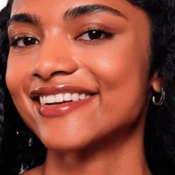 Essence Choco Bomb 01 Chocoholic! Shiny Lipgloss