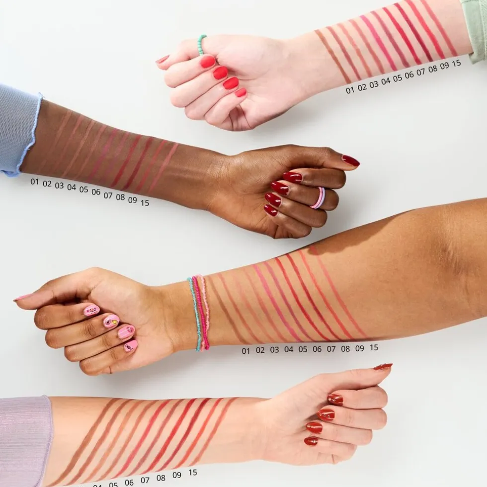 Essence 8H Matte Comfort 15 Vintage Rose Lipliner