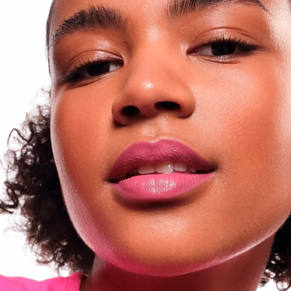 Essence Satin Glow 04 Let's Get Mauvin Luminous Shine Lipstick