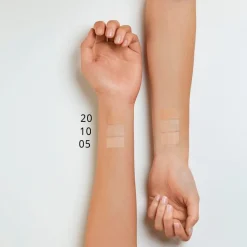 Essence Skin Lovin' Sensitive 10 Light Concealer