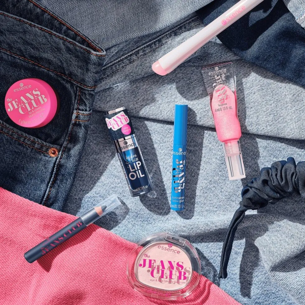 Essence The Jeans Club Lip & Cheek Silicone Brush
