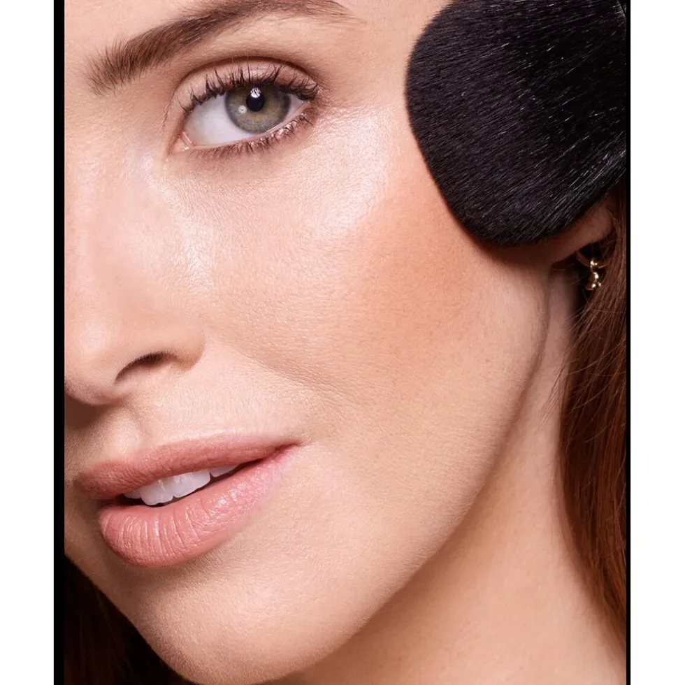 Max Factor Facefinity Matte 001 Light Bronze Bronzer