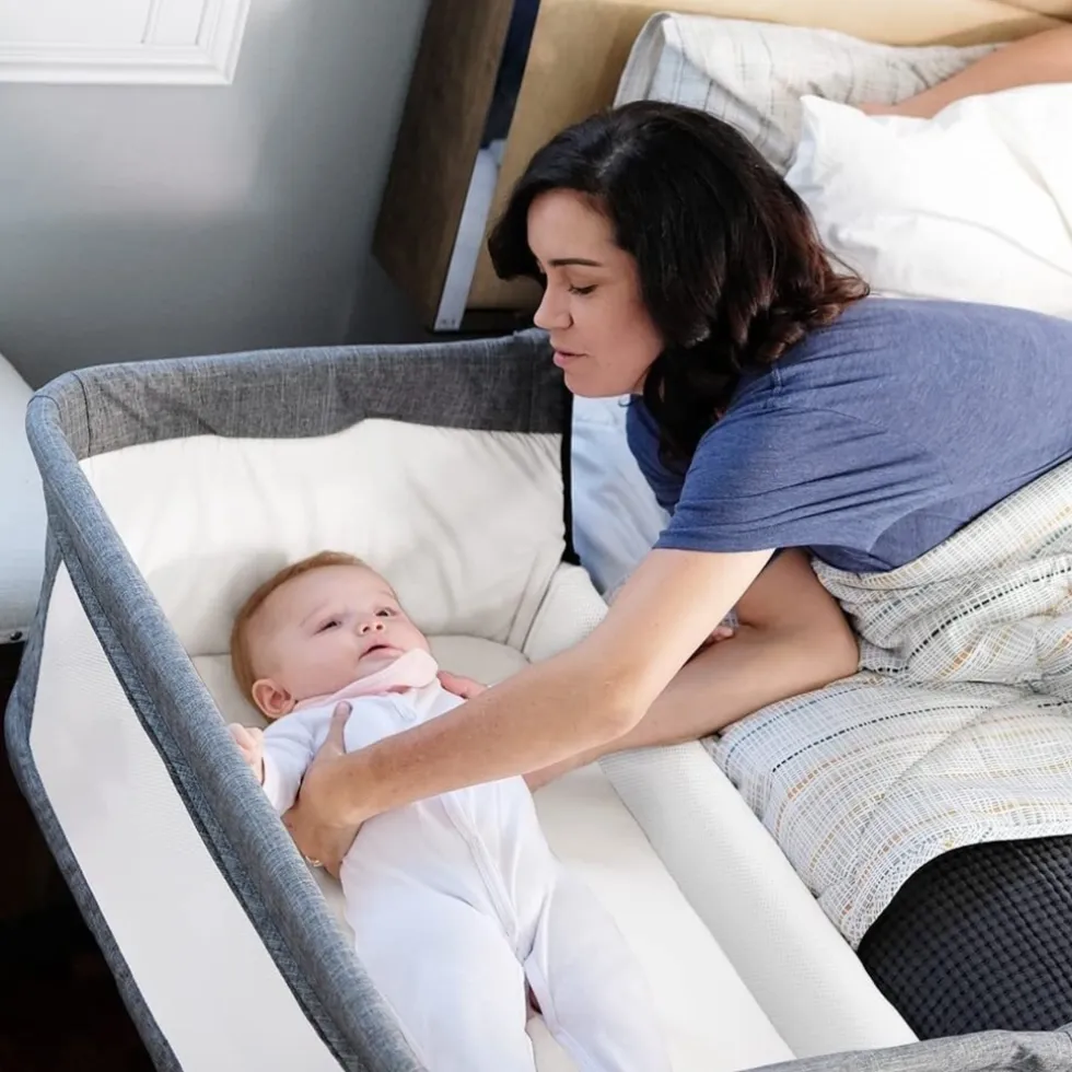 Moni Mika Micky Deluxe Wieg aan Bed