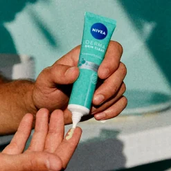 NIVEA Derma Skin Clear Dagelijks Verzorgende Nachtexfoliant