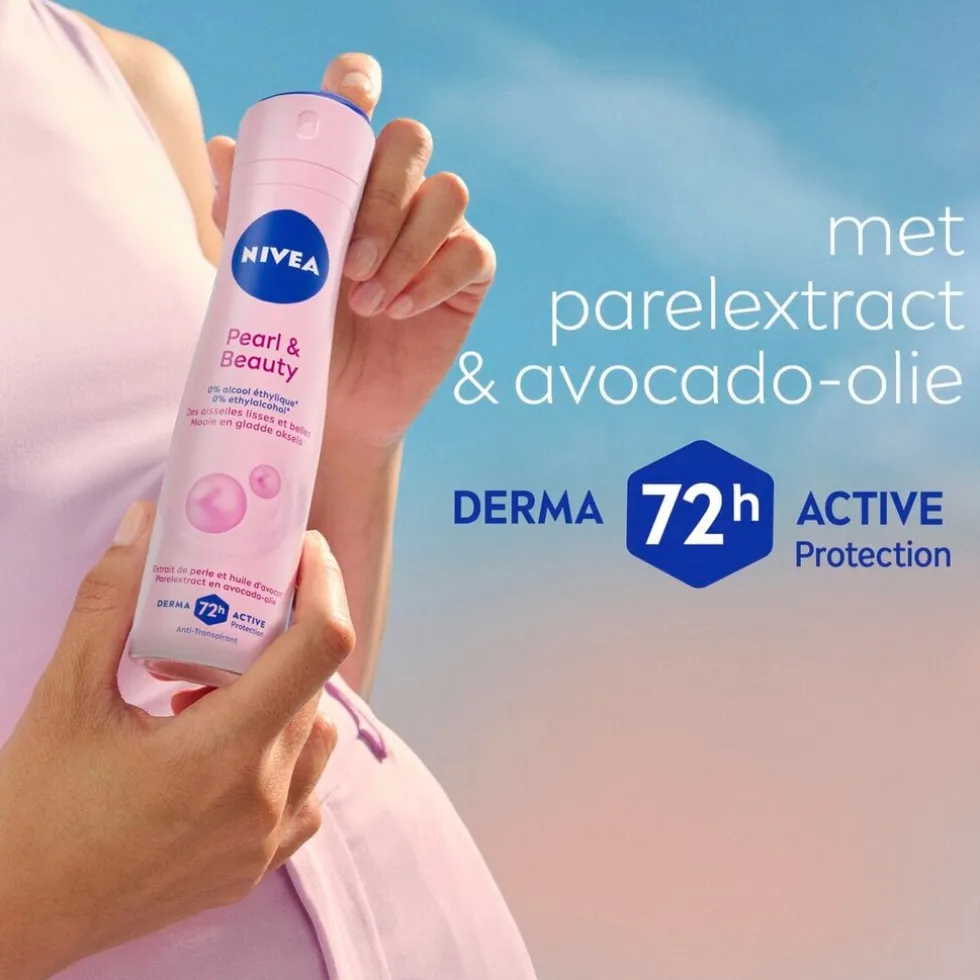 NIVEA Pearl & Beauty Deodorant Spray
