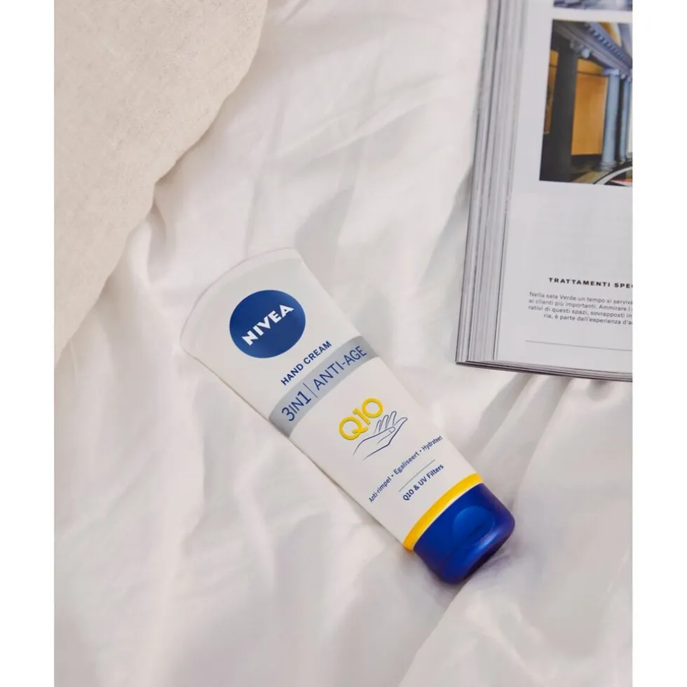 NIVEA Q10 3-in-1 Anti-Age Handcrème