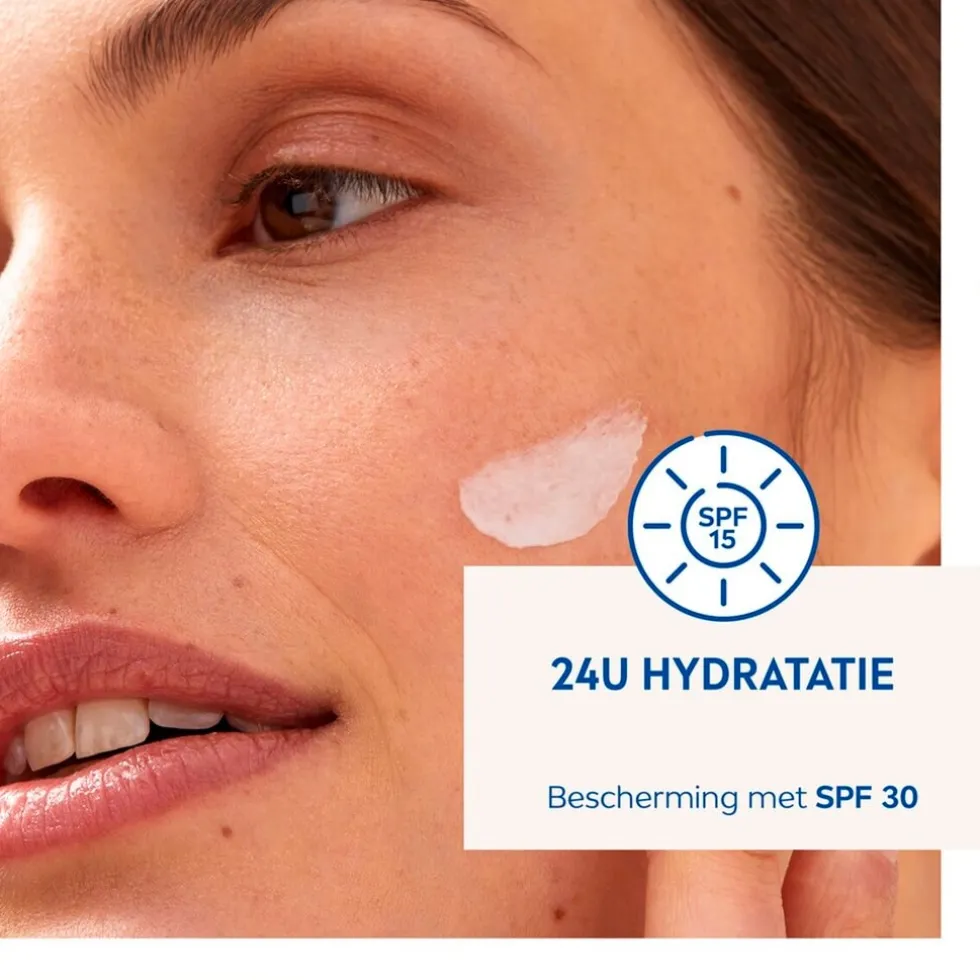 NIVEA SPF30 24H Hydration Voedende Dagcrème