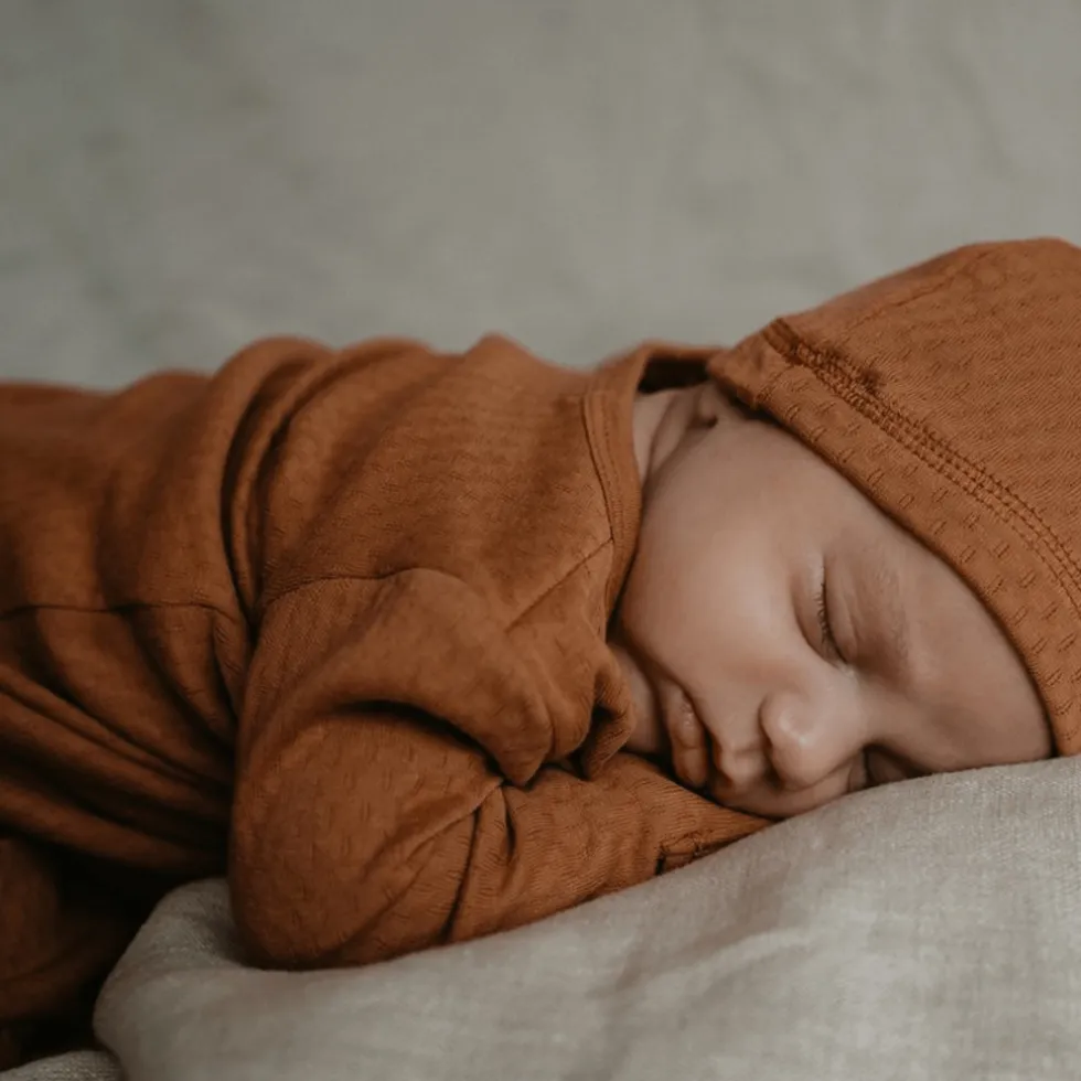 Snoozebaby Toffee Brown Newborn Slaapzak 0-3 mnd